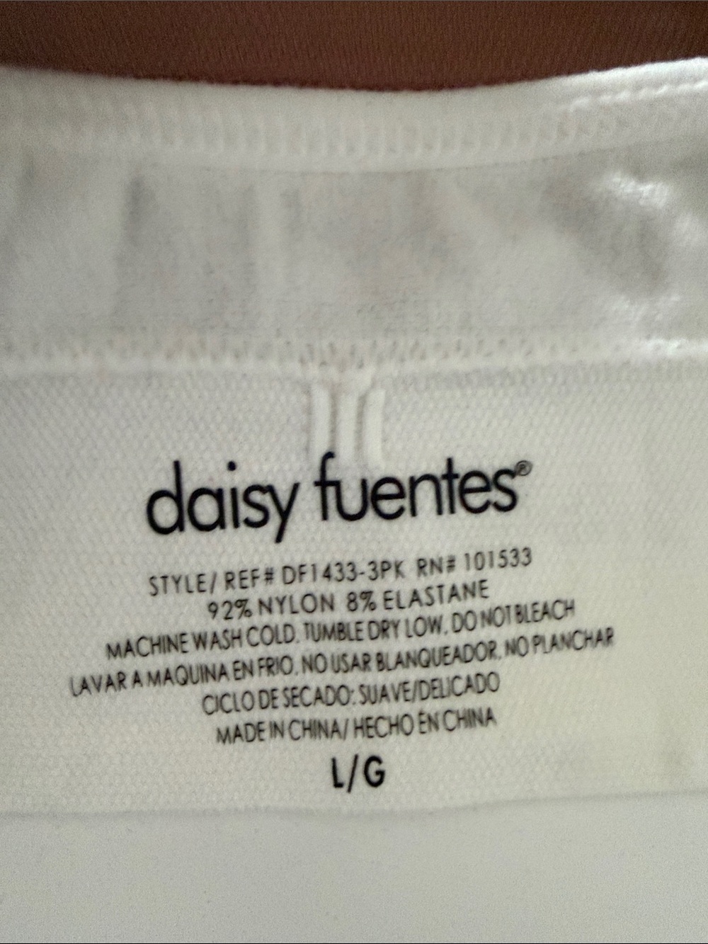 Daisy Fuentes 3-Pack Seamless Bralettes in Black, White & Dusty Rose - Picture 3 of 5